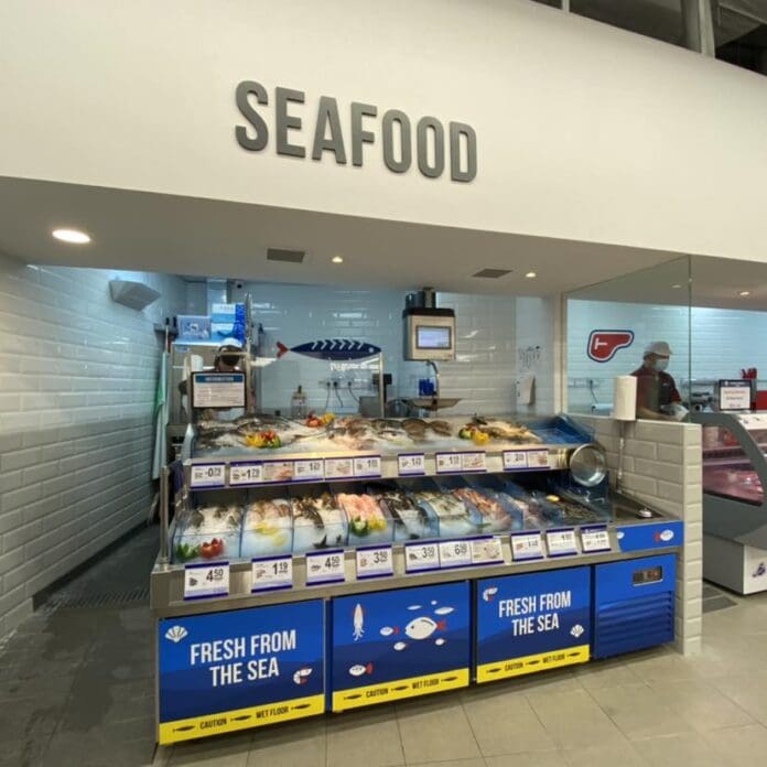 FairPrice-Shaw-Plaza—Double-Tier-Seafood-Bed-image-supplied