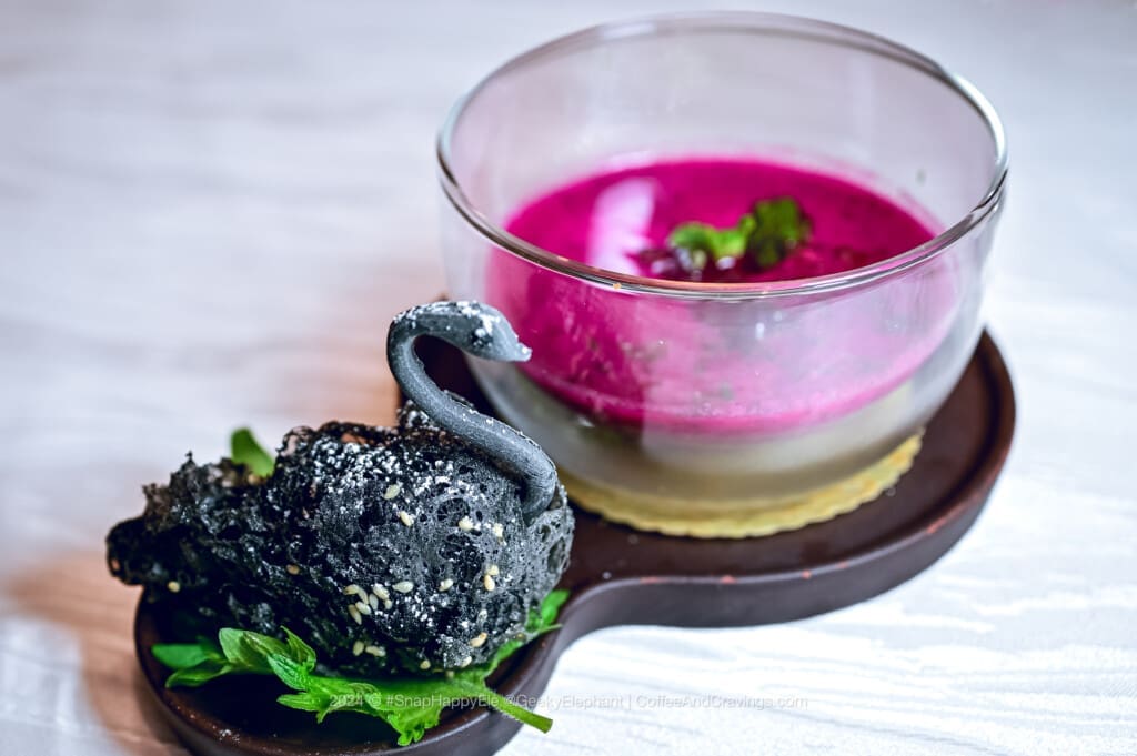 Deep-fried Yam Dumpling with Champagne Filling paired with Dragon Fruit Smoothie